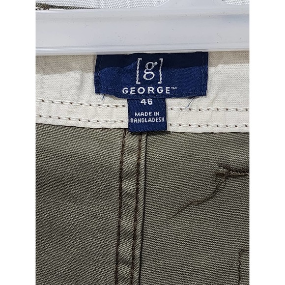 George At The Knee Men's Cargo Short Green Camo Size 46 NEW - Picture 5 of 10